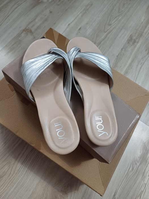 Papuci piele naturala,,falcomer,, ,,Joy by crocs,,