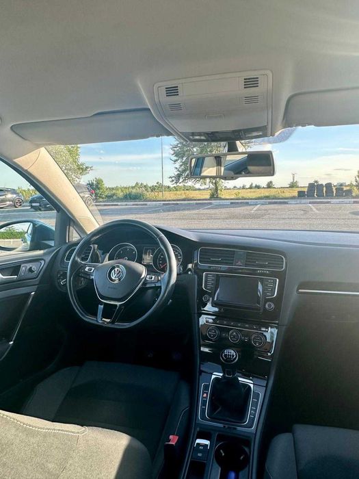 VW Golf 7 2.0 TDI (150 CP) – 2013 – Echipare Highline – Proprietar
