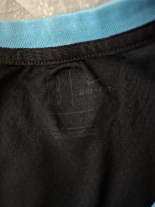 Nike JONES JR. потник M размер.