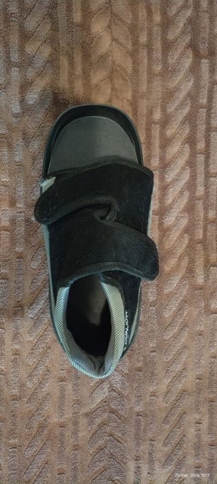 Gheata ortopedica+1 pereche cârje stare foarte buna