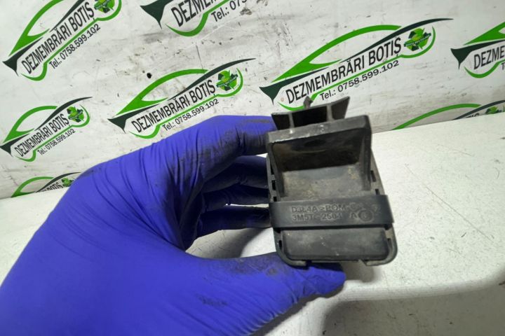 Releu ventilator 3M5T-2504 A Ford Focus a 2-a generatie