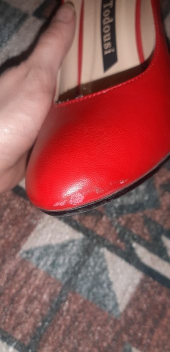 Туфли лодочки. 39 размер.