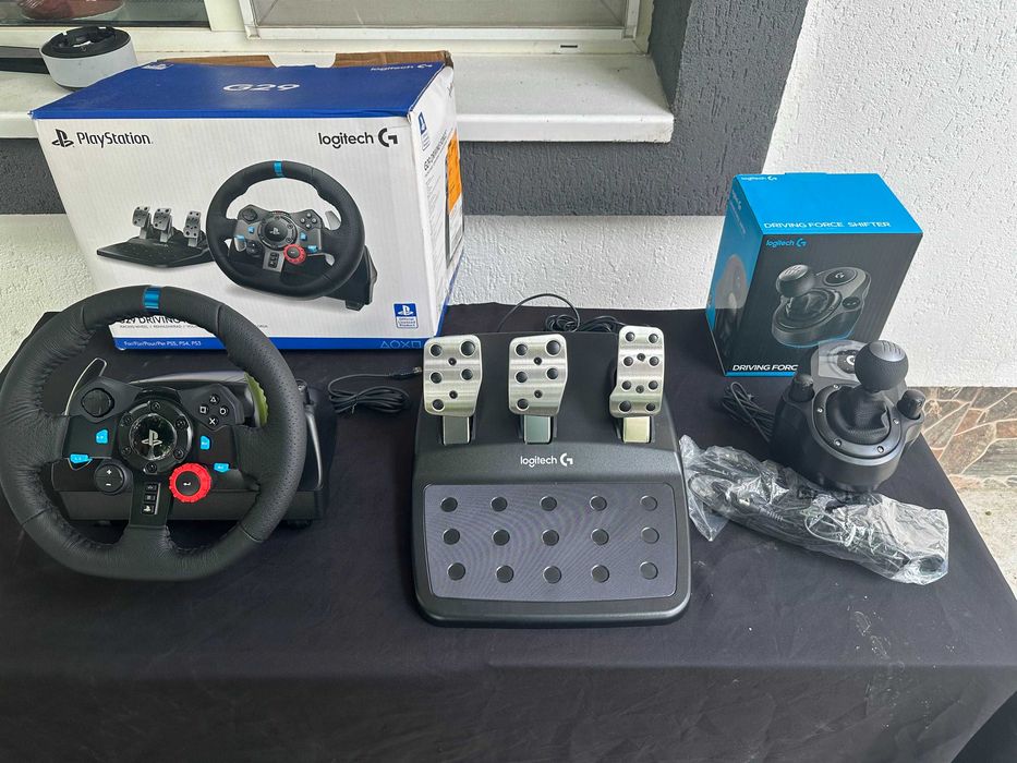 Set complet Logitech G29 Driving Force + Shifter + Pedale