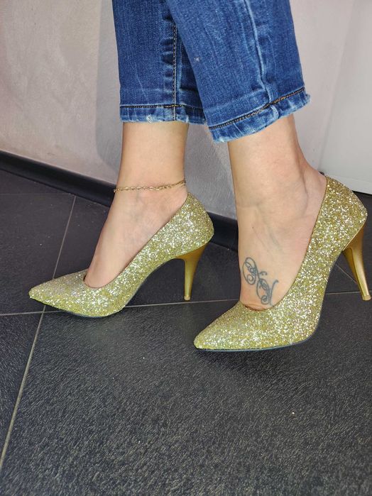 Елегантни обувки