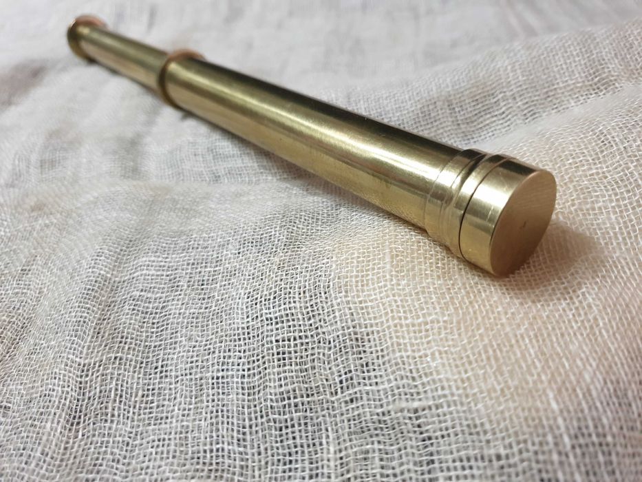 Бронзов далекоглед и Бронзови  камбани  ,звънци  с ръкохватка- 2 броя