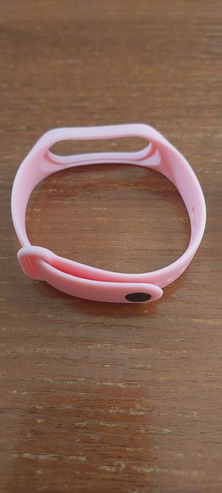 Ремешки на фитнес браслет