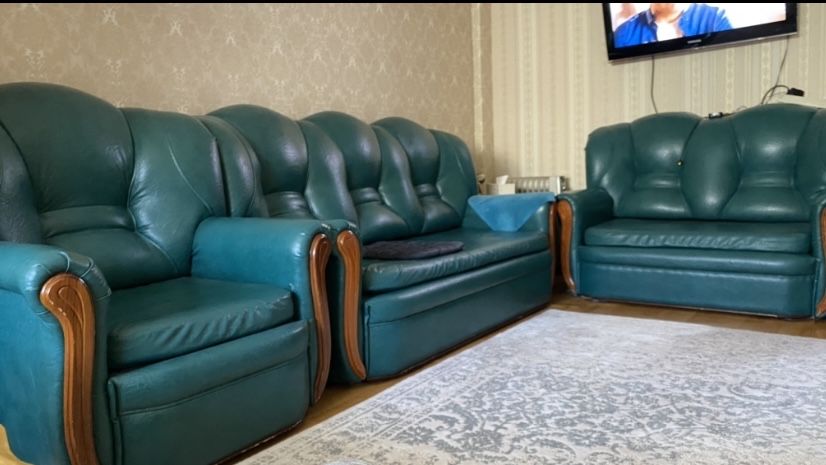 Кожаные диваны 3+2+1 (раскладной)