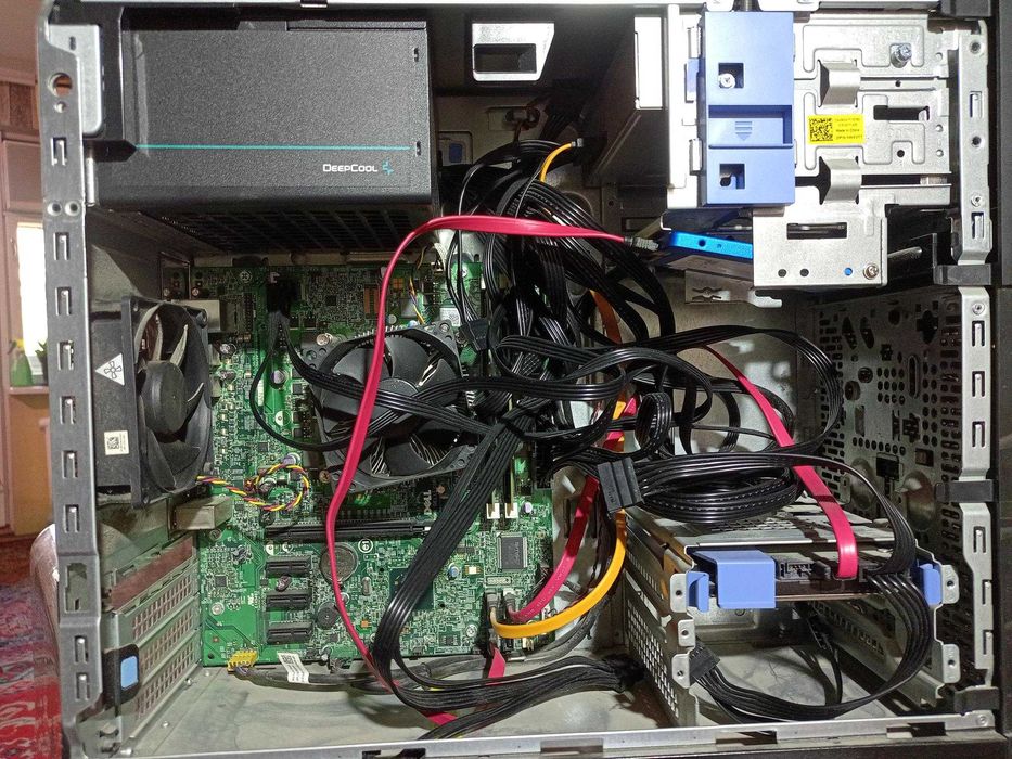 продам системный блок Dell OptiPlex 3010