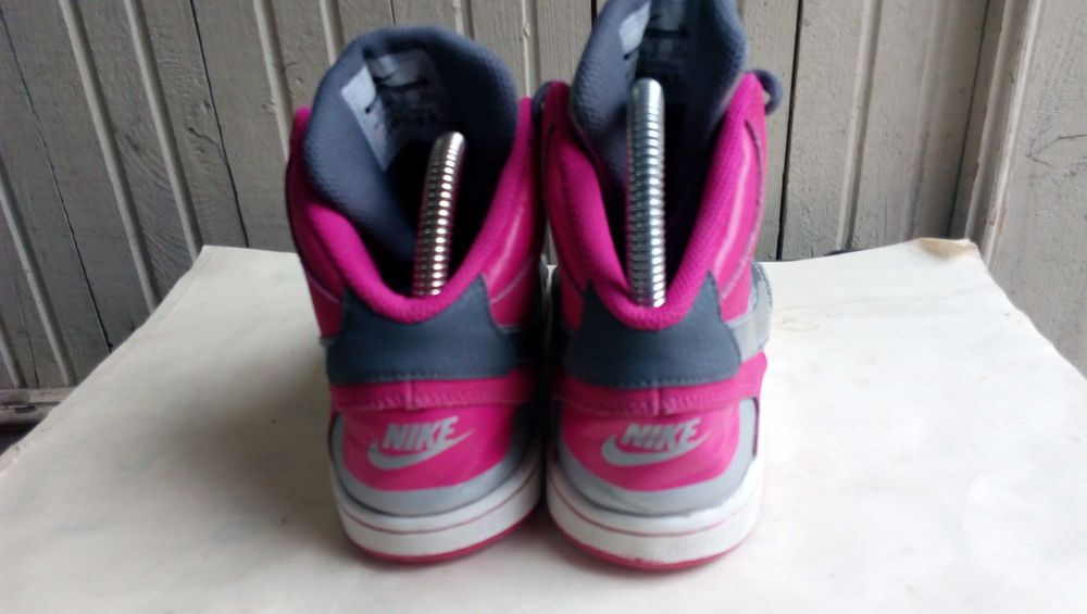 ''Nike Son Of Force Mid''оригинални маратонки 35 номер