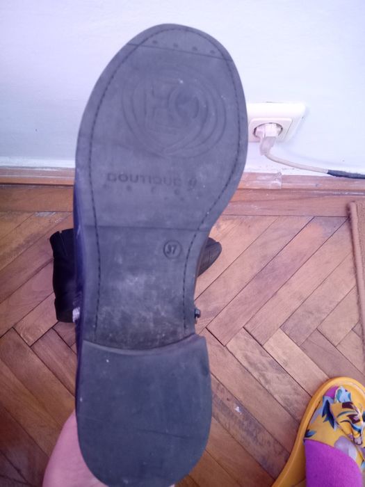 Ghete pentru femei mărime 37