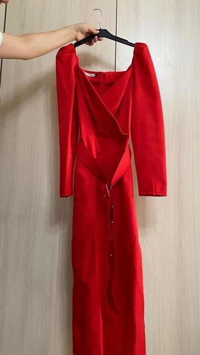Платья новые разные
