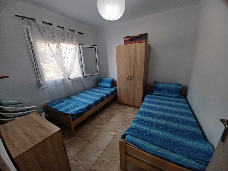 Продава къща с 3 апартамента 105м2 с гледка море в Аспровалта, Гърция