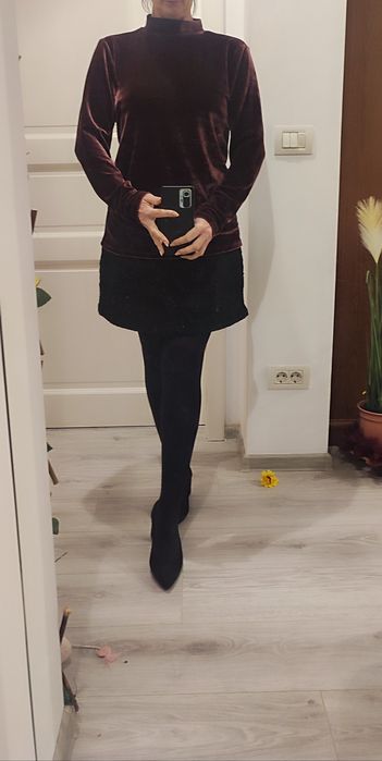 Bluziță bordo festiva, de catifea, nouă, mărime M-L, extra fina