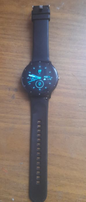 Смарт часы и наушник