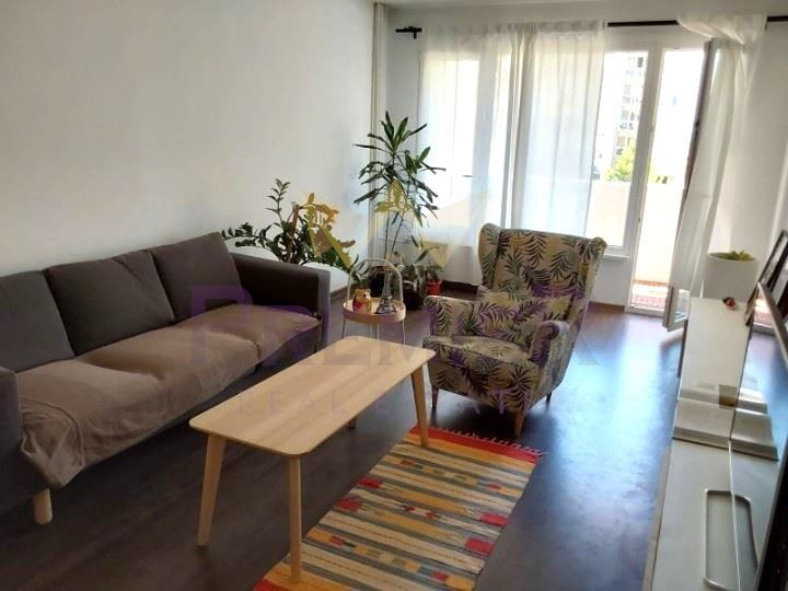 Продава се Двустаен апартамент в София, Дружба 2 - 64 кв.м за 2188 €/кв.м - Снимка #3