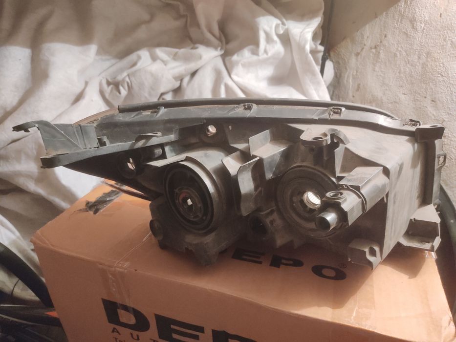 Фары RAV4 (Рав4) 30 кузов