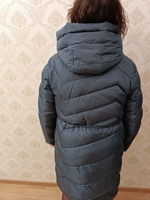 Продам пуховик в отличном состоянии