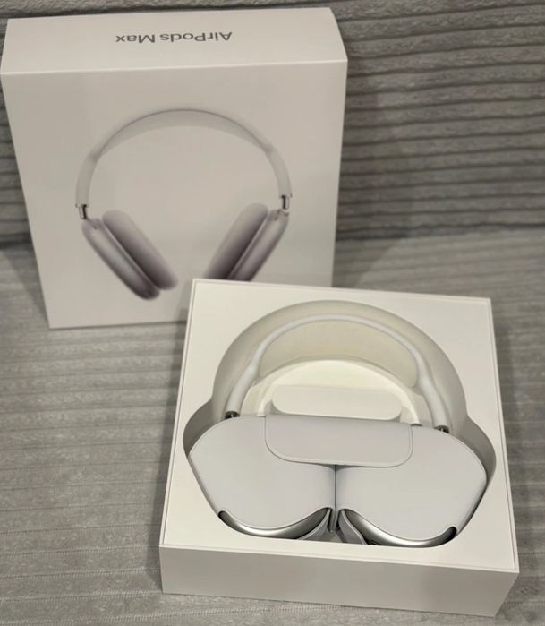 Наушники AirPods Max Original продам срочно.Состояние хорошее.Торг