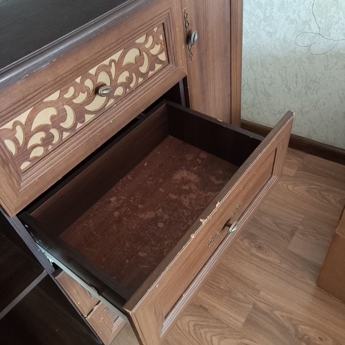 Отдам комод в хорошем состоянии