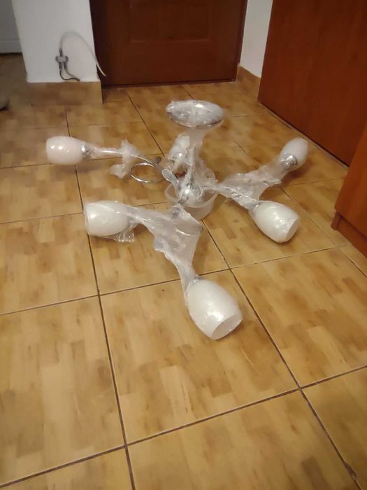 Lustra noua 5 brate becuri