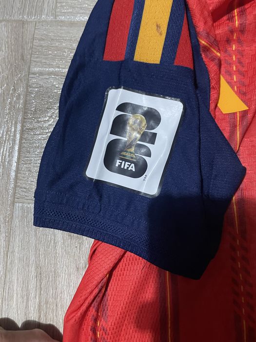 Tricou marimea M lamine yamal națională