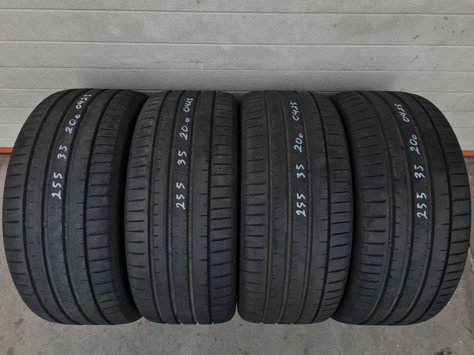 Летни гуми 4 броя FALKEN Azenis FK530 255 35 R20 дпт 0425