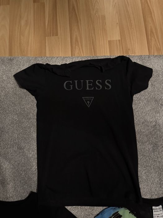 Тениски на различни марки