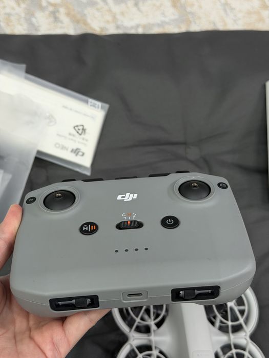 Dji  neo  дрон в отличном состоянии