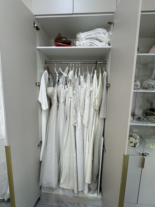 Шкаф на всю стену 3 м