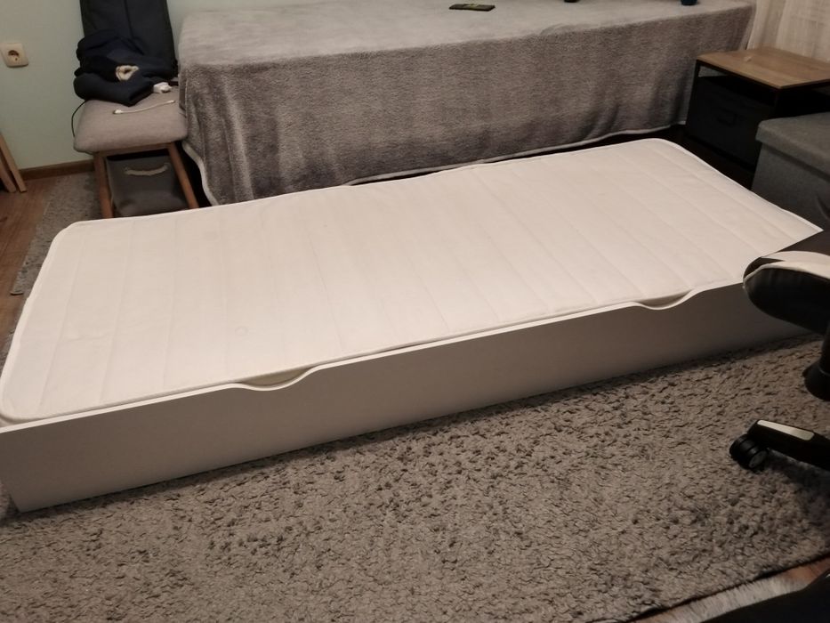 Чекмедже и матрак за легло сандвич 90/200