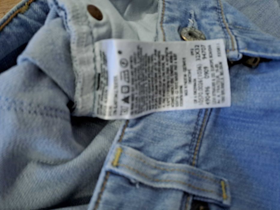 Blugi Levi's Originali Noi Marime W 32 L 32