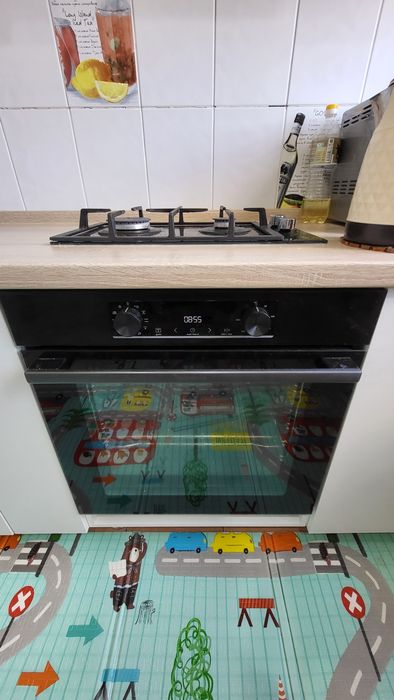Продаю трешку 3х без долгов доки чистые