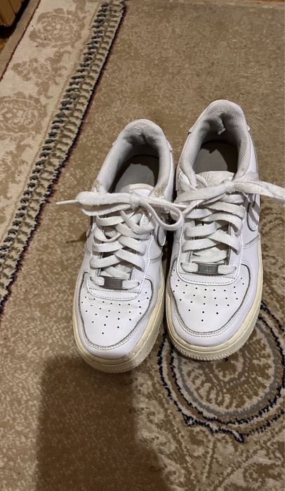 Adidasi baschet mar.36 si Nike 36