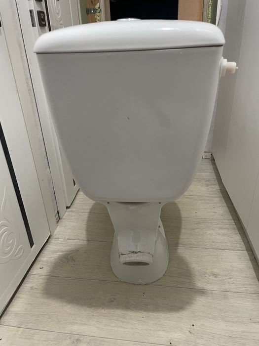 Продам унитаз бу 18000