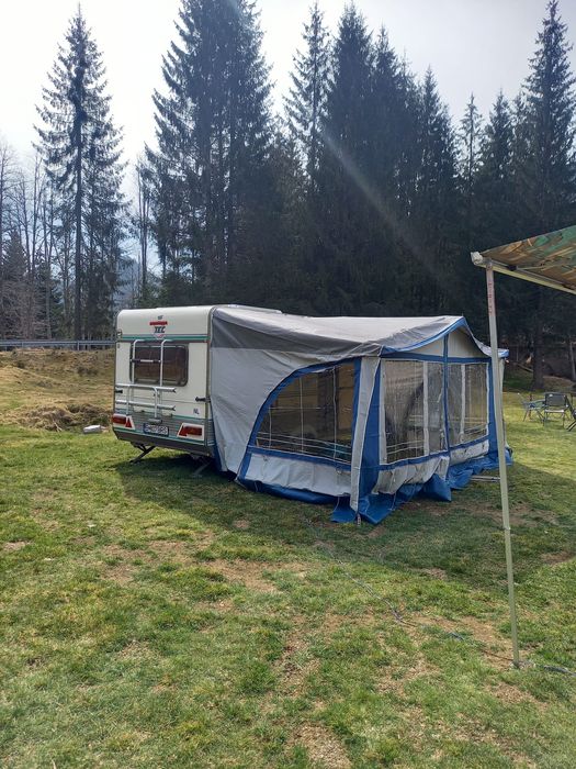 RULOTA DE inchiriat...4/5locuri  668kg,carnet cat.B