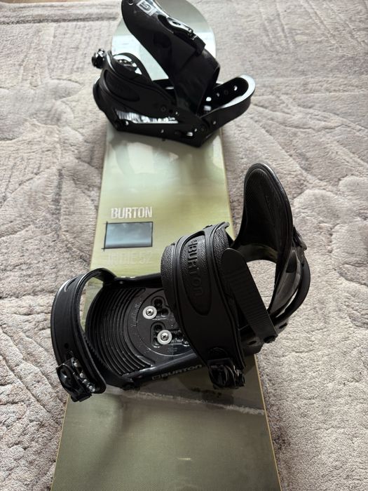 Сноуборд с автомати Burton