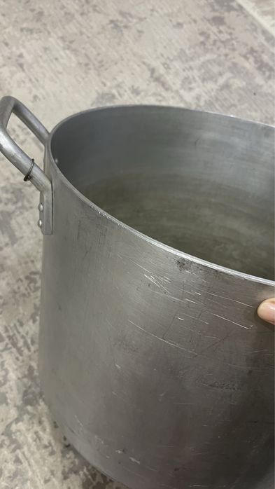 Продам кострюлю