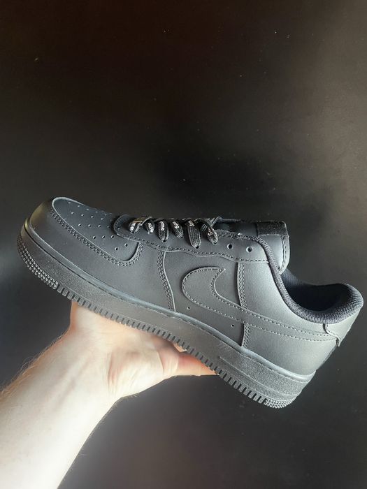 Nike Air Force 1 Supreme Negru