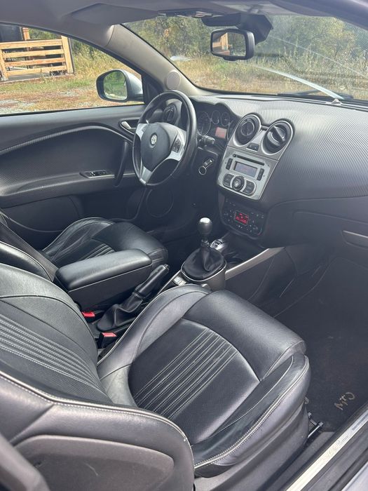 Vând Alfa Romeo Mito