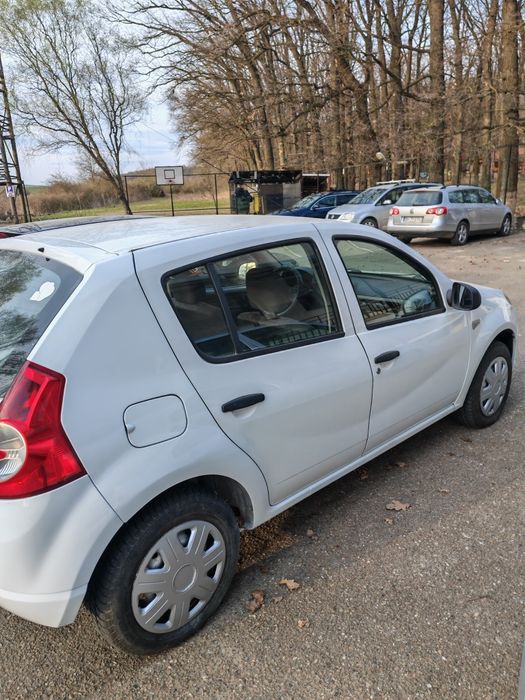 DACIA Sandero 2010 — imagine 4