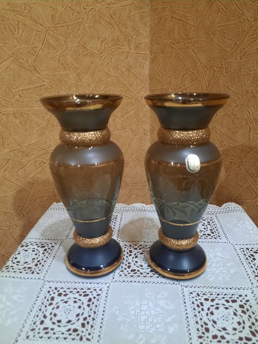 Очень красивые, редкие парные вазочки. Богемия. Чехословакия.  В колле