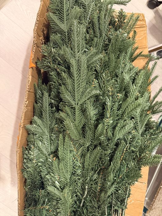 Ель новогодняя (новая).