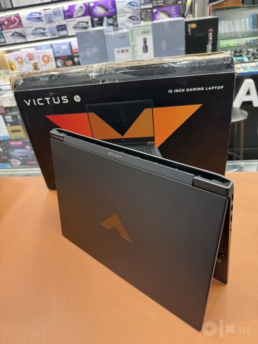 Victus by HP Gaming Laptop 15-fa2701wm