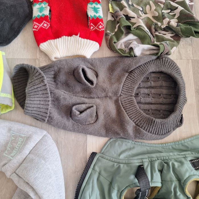 Geantă de transport tip eșarfă de(sling) si hăinuțe câini
