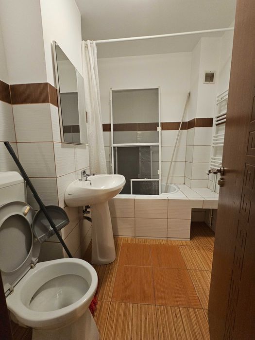 Închiriere apartament cu 2 camere, Buftea, Centru