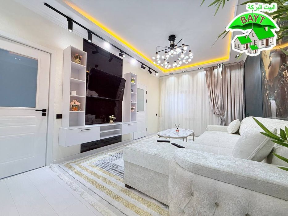 ^МЕТРО Чиланзар 10 минут  11 квартал 2в3/4/4 Евро Меб+тех Продаётся