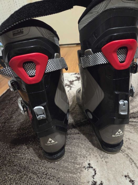 Продавам мъжки ски обувки - FISCHER