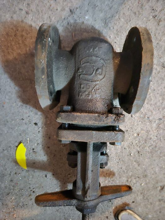 Задвижки советские  новые РУ-10, Д-50