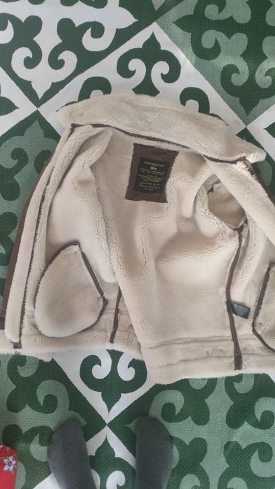 Дубленка бомбер B3  Alpha Industries