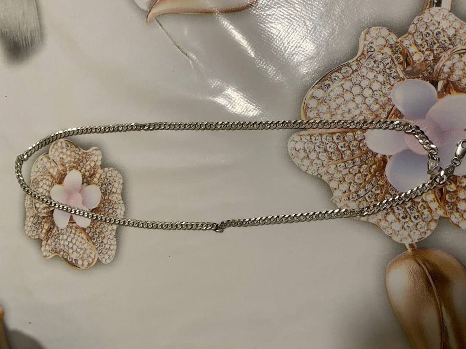 Serebro sotiladi  srochno